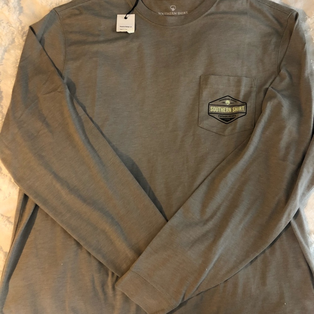 Southern Shirt men’s long sleeved tee